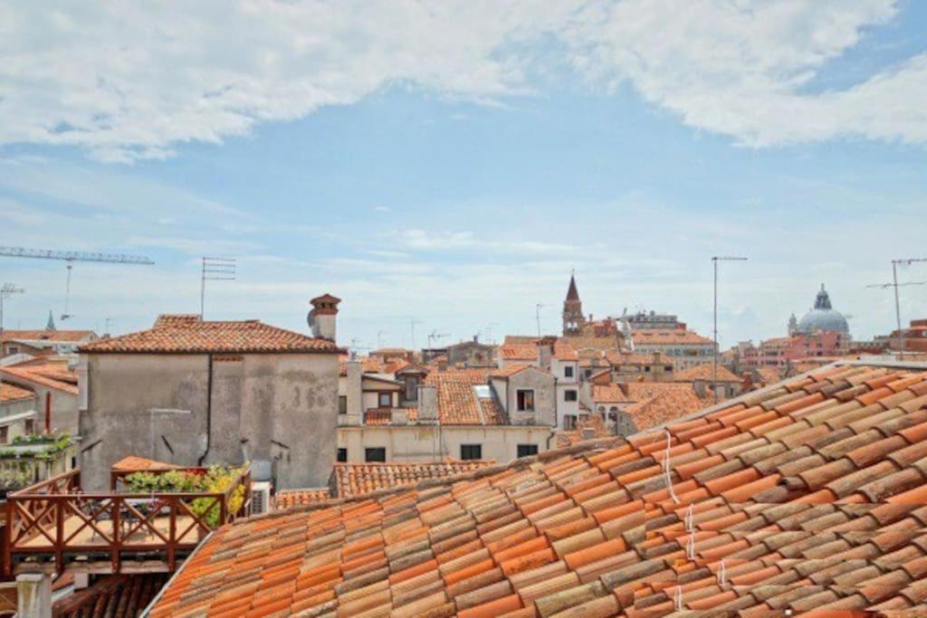 On The Roofs To Piazza San Marco - Venezia Daire Dış mekan fotoğraf